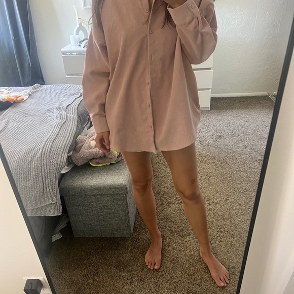 Zara oversized long sleeve button up - Picture 3 of 3